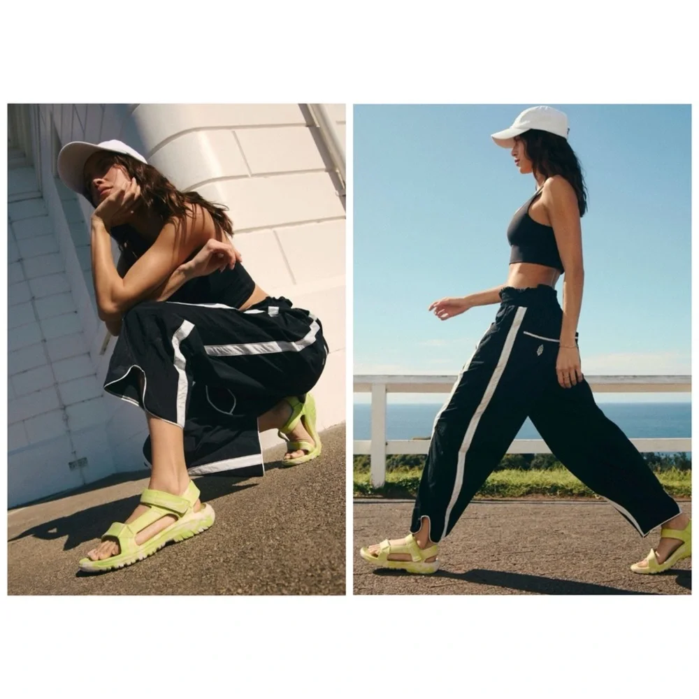 ❌SOLD❌ NWOT Free People Champ Is Here Pants Black ❌SOLD❌ - Picture 2 of 12